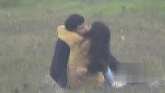 实拍情侣视频,实拍情侣温馨互动,浪漫画面引网友热议